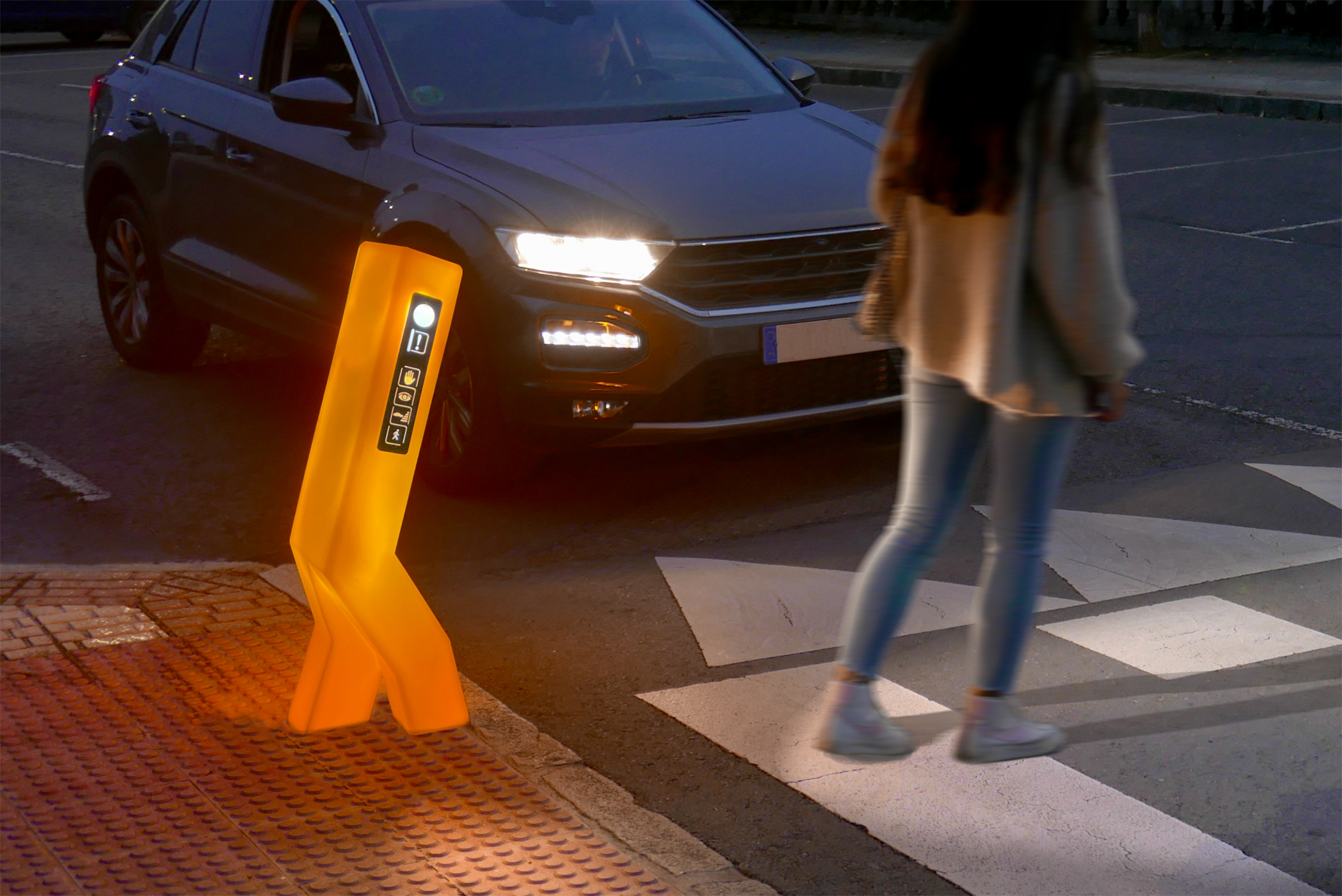 ANDI implantado en via urbana junto a paso de peatones