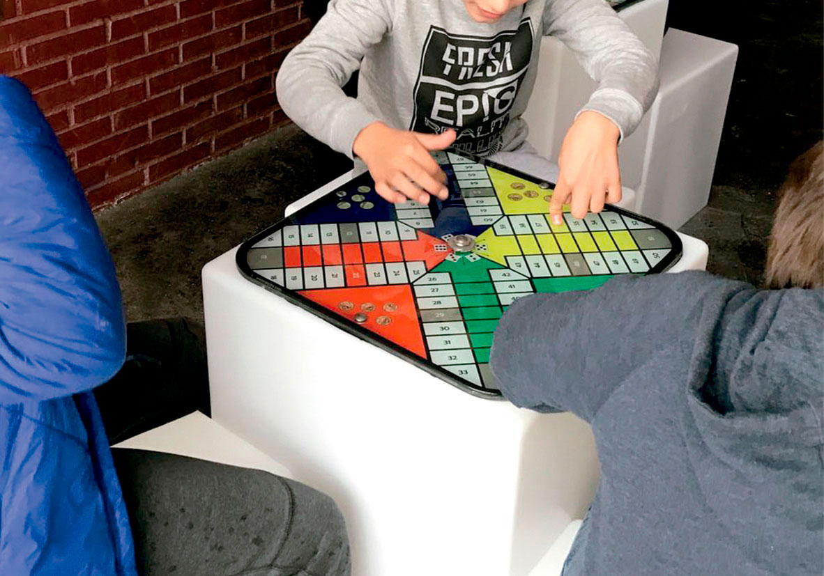 Juegos de mesa para parques CR2