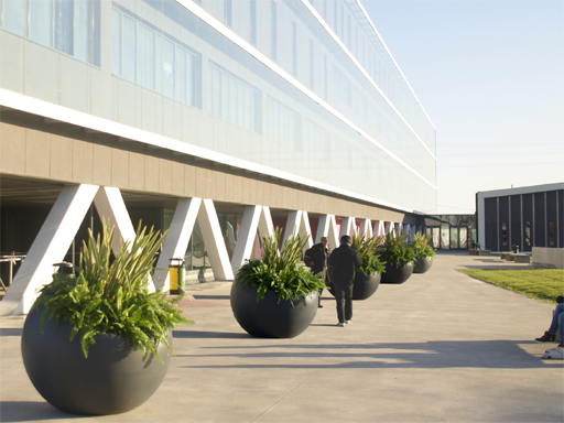 Jardinera Bola 1200 acabado Oxirón