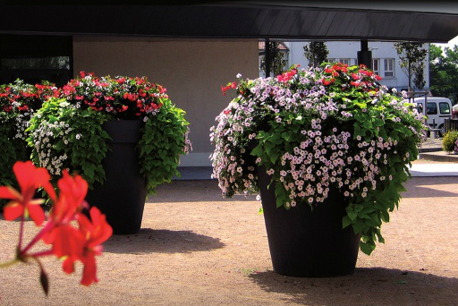 Jardinera POT Gigante en polietileno