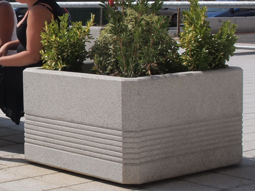 Jardinera C�bica 1000, 1300 y 1600