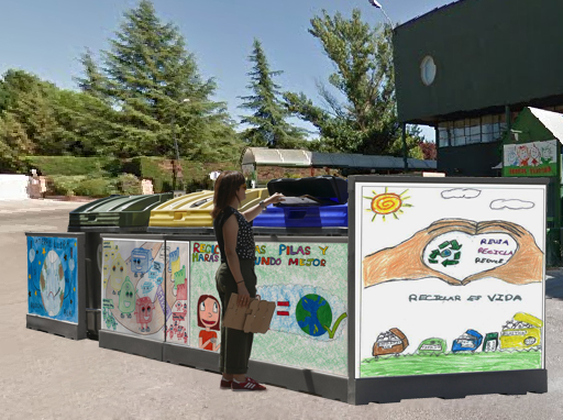 Contenedores de Basura frente a los colegios